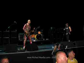 2006-08-12 RHCP Concert - Rachelle, Derek, Michael