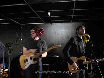 Viaduct Show - Lonely Forest, Colonies, Fashion, and Don't Tell Sophie