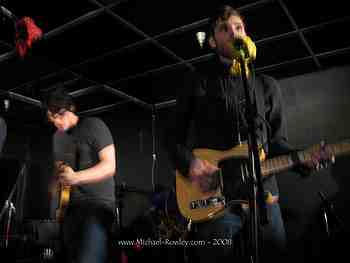 Viaduct Show - Lonely Forest, Colonies, Fashion, and Don't Tell Sophie