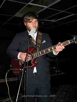 Viaduct Show - Lonely Forest, Colonies, Fashion, and Don't Tell Sophie